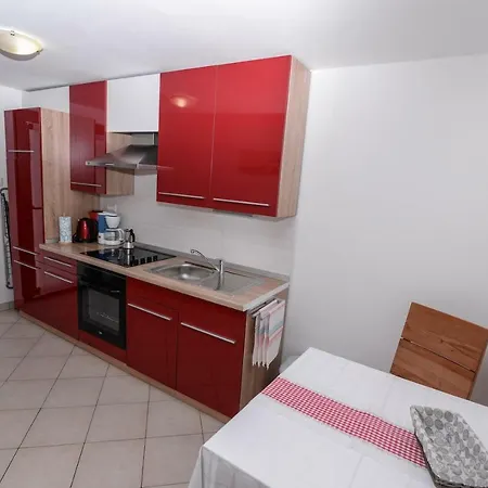 Appartamento Amaryllis Residence, Diana & Deluxe With Shared Kitchen *