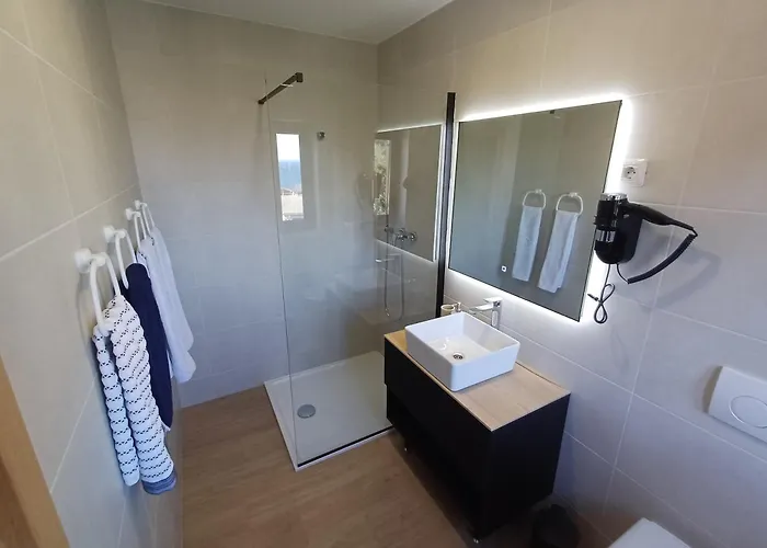 Amaryllis Family Appartement Veli Lošinj